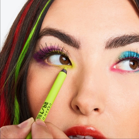 ISO - (in search of/in need of) Urban Decay Wired Eyeliners 3 of 4 - Picture 3 of 3